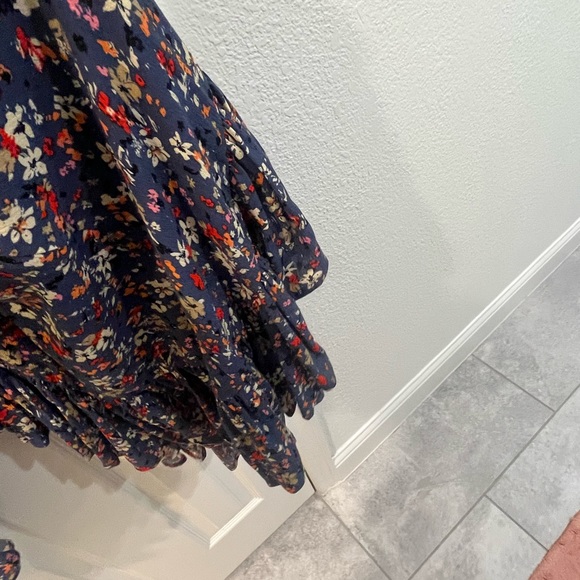 CITY CHIC Blue Floral Print Tie Waist Hanky Hem Midi Skirt- like new! Never worn - Picture 2 of 3